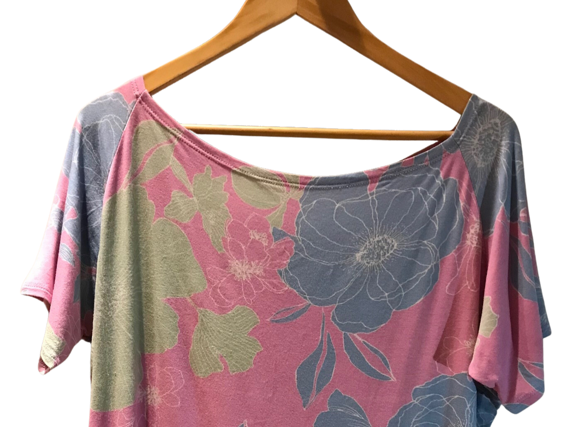 Blusa Rosa Floral Manga Curta